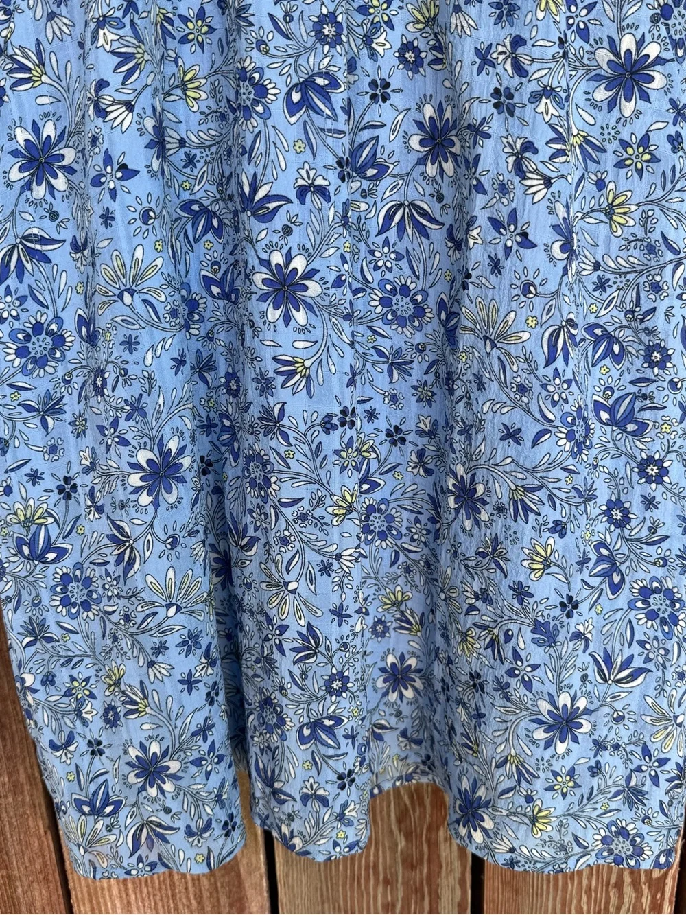 Loft Smocked Neck Blue Floral Puff-Sleeve Top Size Medium